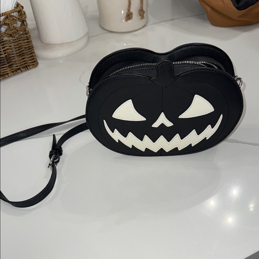 Black and White Pumpkin Face Crossbody Bag